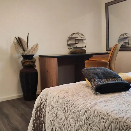 Gold And Silver Apartman Zára