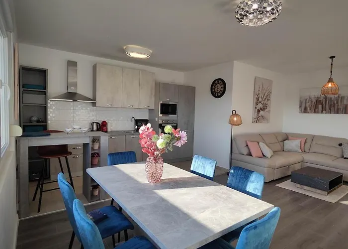 شقة Gold And Silver *